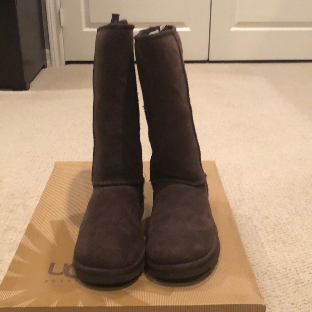 UGG Classic Tall Brown Boots Size 7